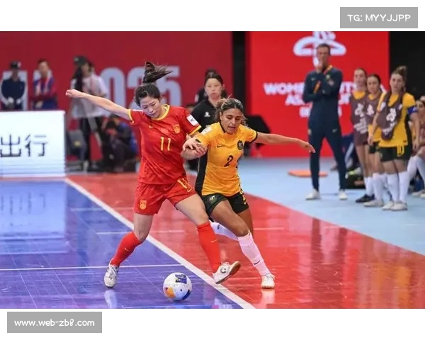 女足亚洲杯揭幕战：澳大利亚主场3-0轻取泰国，队长克尔点射破门
